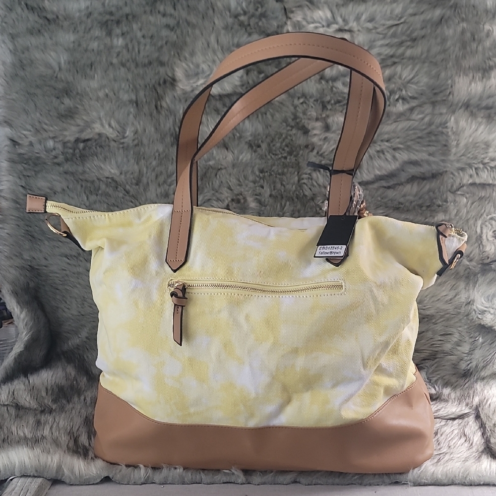 Yellow and Tan Women's Travel Bag - Picture 11 of 12